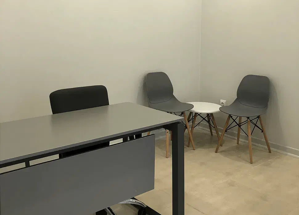 فضای کار اشتراکی با امکانات اداری|اجارهٔ کوتاه‌مدت دفتر کار و فضای آموزشی|اصفهان, حسین‌آباد|دیوار