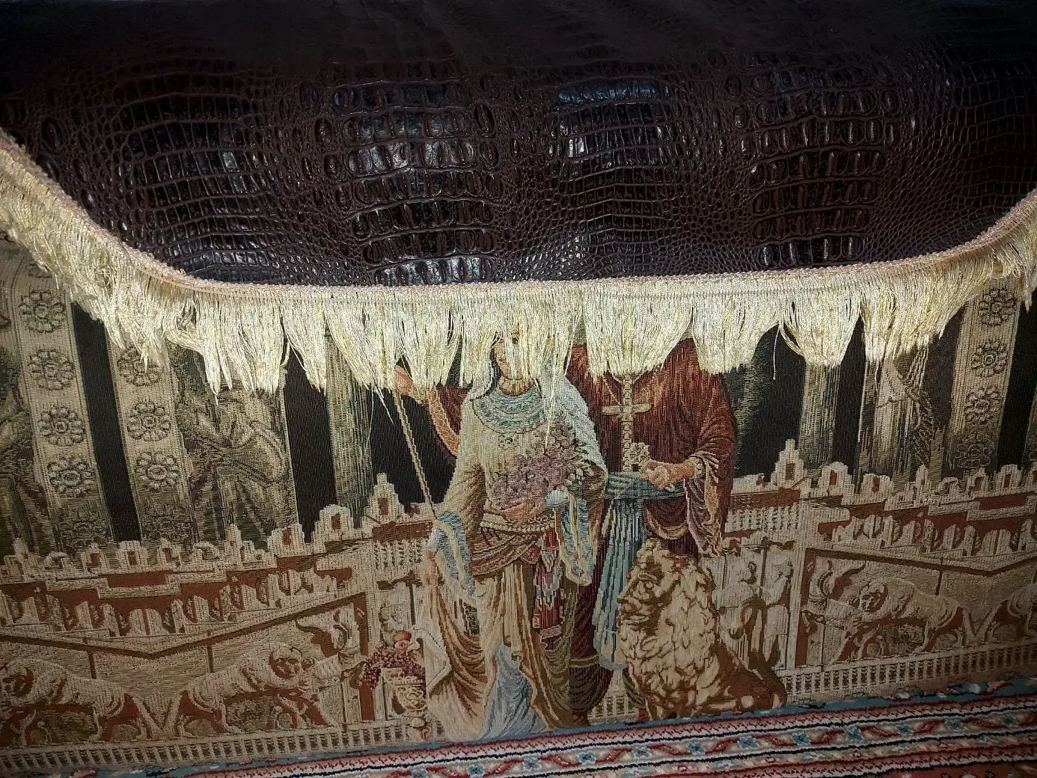 یک جفت پشتی|پشتی|پلدختر, |دیوار