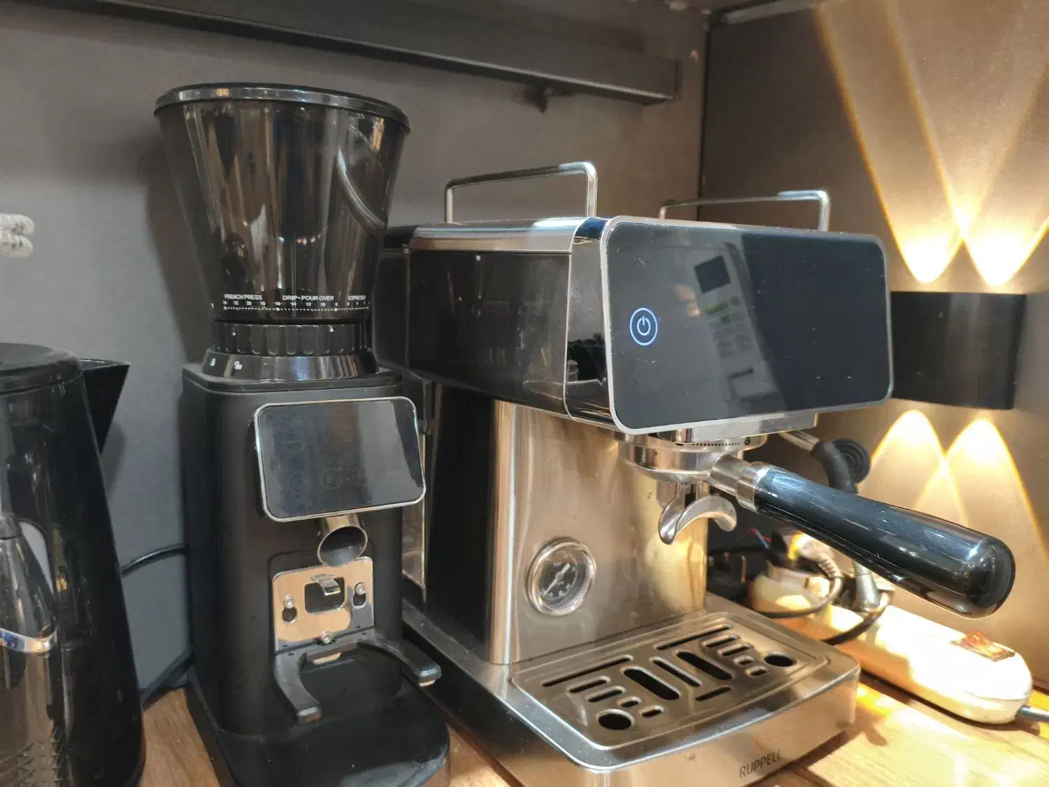 فروش قهوه ساز و آسیاب در حد خیلی تمیز|سماور، چای‌ساز، قهوه‌ساز|امیدیه, |دیوار