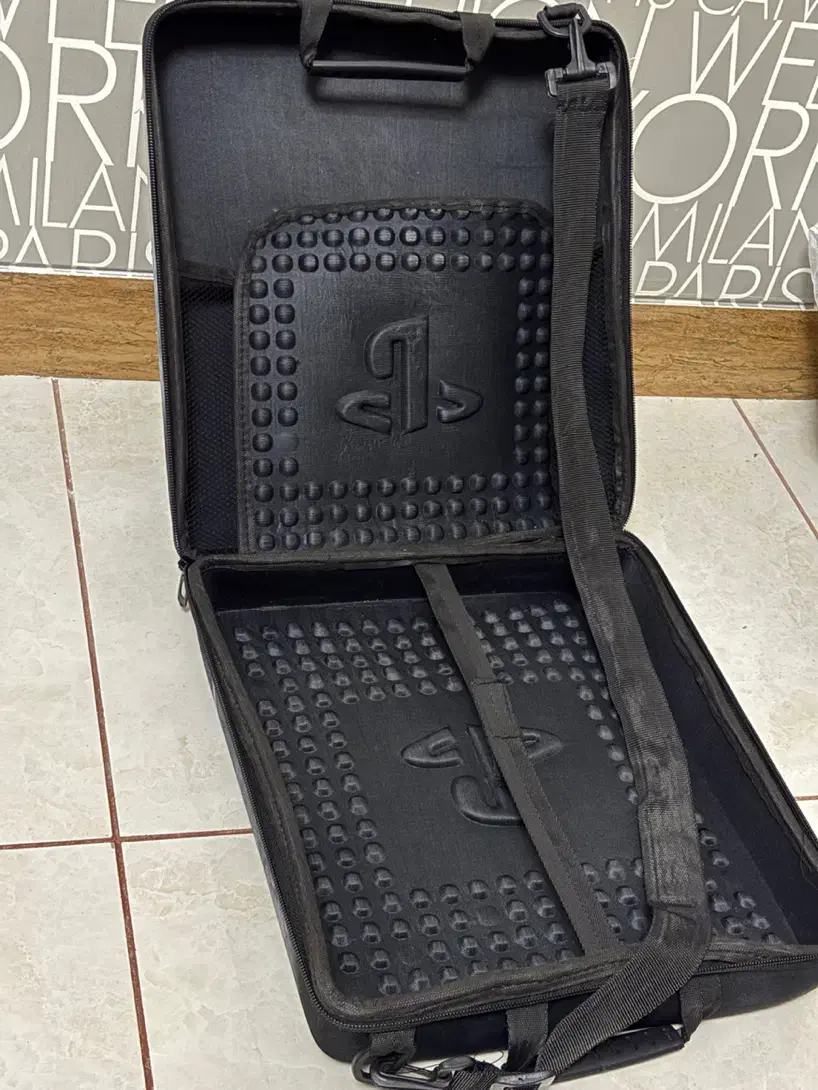 کیف ps4 طرح لست آف آس|کنسول، بازی ویدئویی و آنلاین|همدان, |دیوار