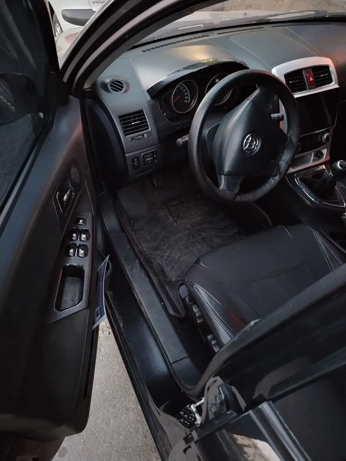 برلیانس H 320 مشکی 1396|خودرو سواری و وانت|تهران, سازمان برنامه شمالی|دیوار