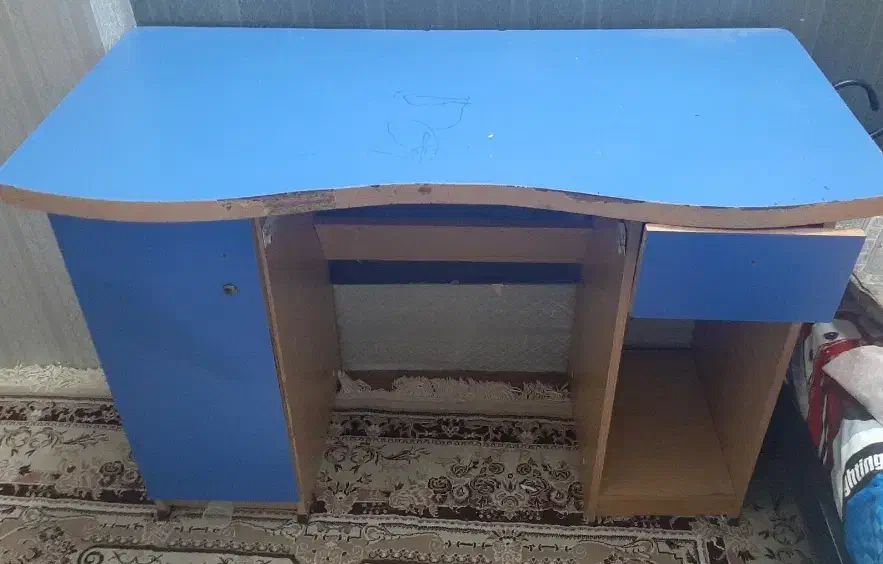 میز تحریر و کامپیوتر|میز تحریر و کامپیوتر|زنجان, |دیوار