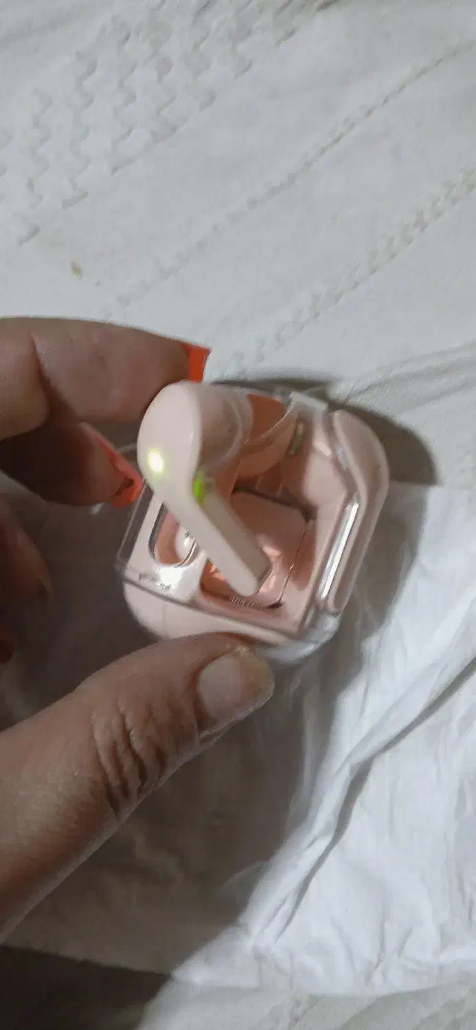 فروش ایرپاد شیشه ای ضد آب ultrapods max|لوازم جانبی موبایل و تبلت|تهران, کرمان|دیوار