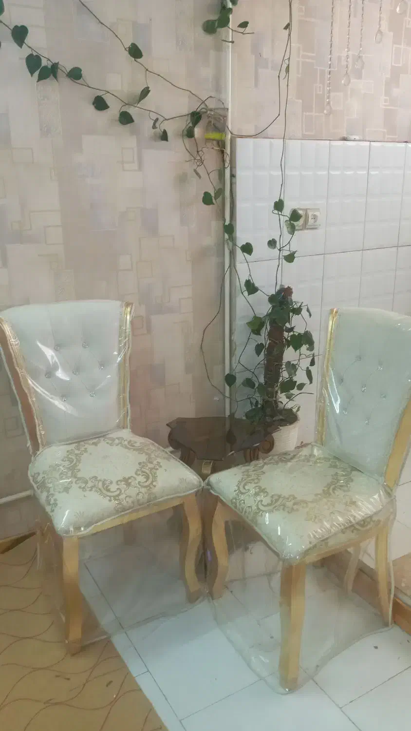 مبل میزبان از ست خرچنگی همراه ۷ عدد تشک مبل نونو|مبلمان خانگی و میز عسلی|مشهد, ابوذر|دیوار