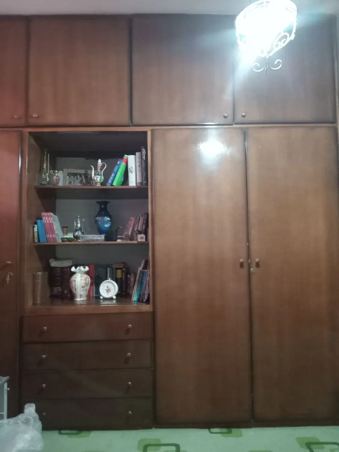 کمد دیواری بزرگ و جادار، سالم و تمیز|جاکفشی، کمد، دراور|آبیک, |دیوار