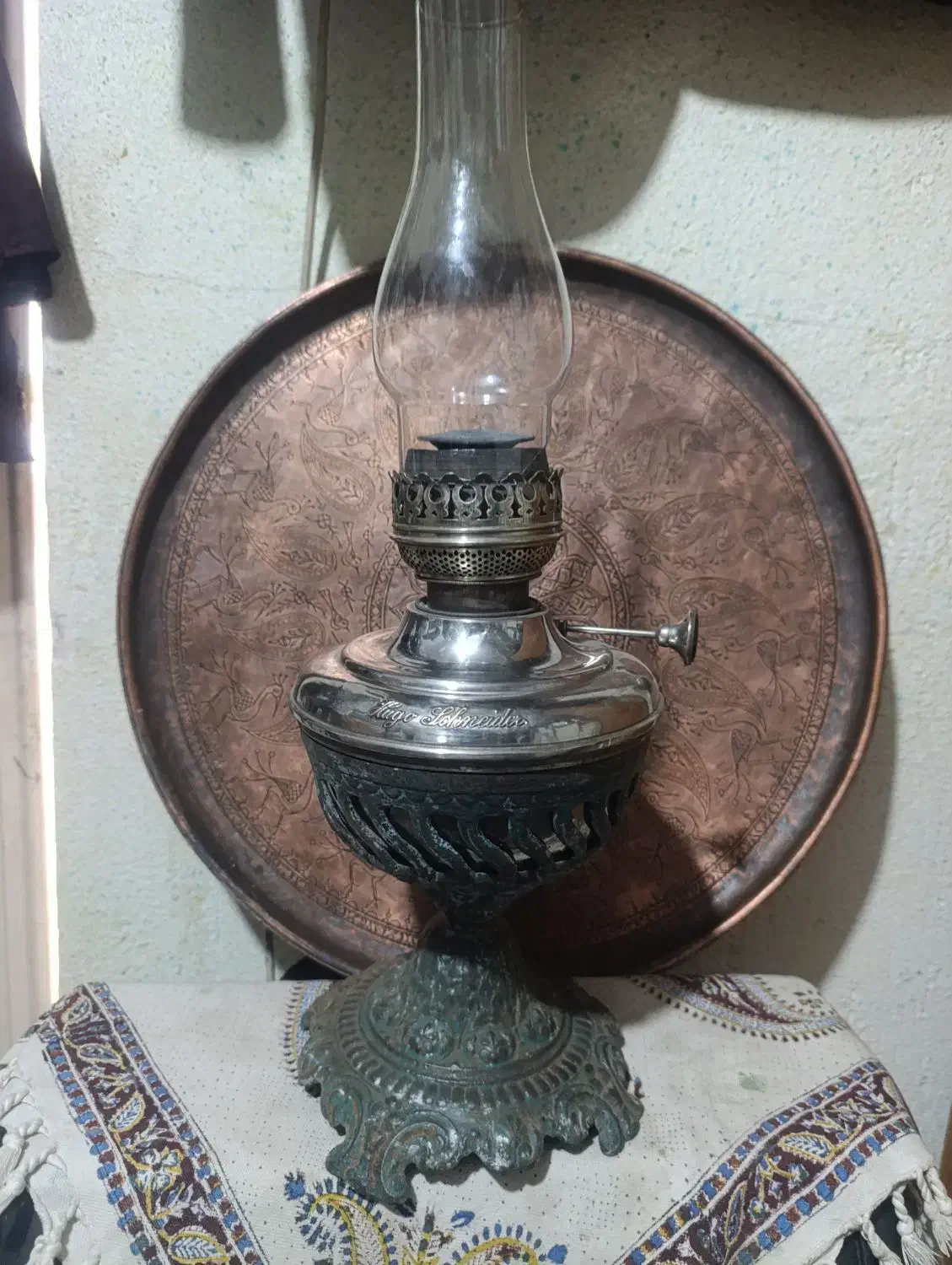 لامپا گرد سوز گلدونی انگلیسی بکر بکر|کلکسیون اشیاء عتیقه|شیراز, دارالرحمه|دیوار