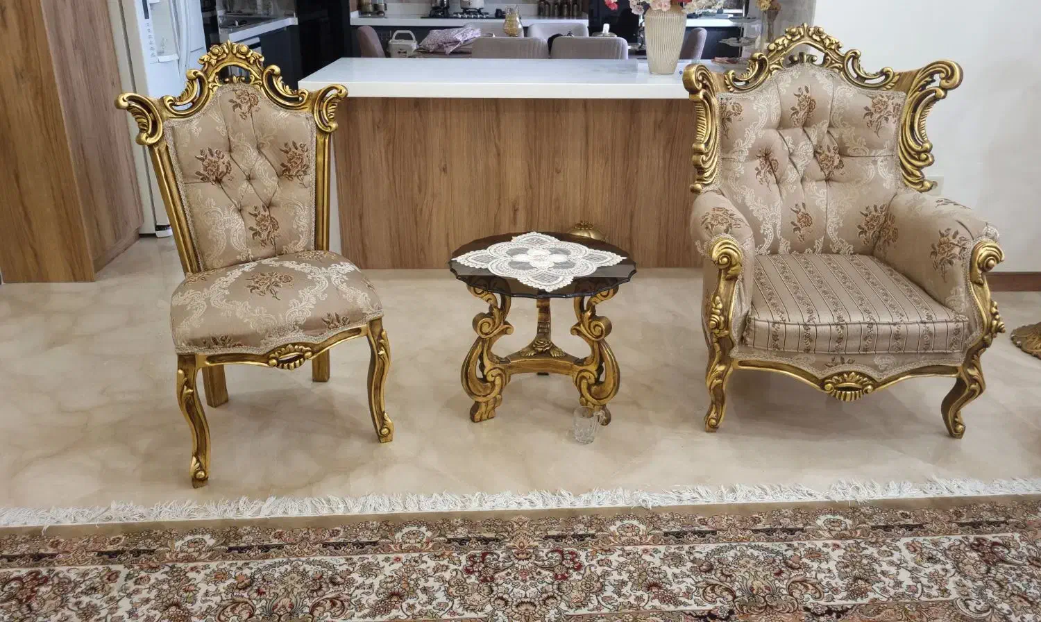 مبل سلطنتی|مبلمان خانگی و میز عسلی|تهران, پرستار|دیوار