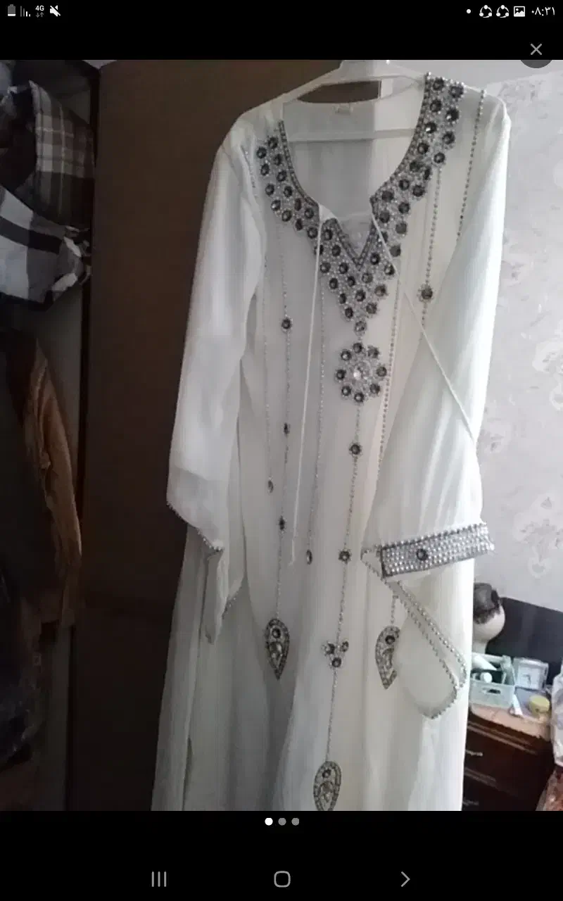 لباس مجلسی|لباس|شیراز, زند|دیوار