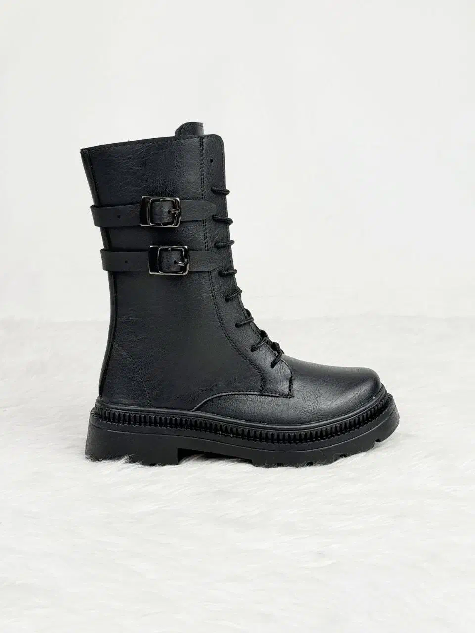 بوت و نیم بوت زنونه و دخترونه|کیف، کفش، کمربند|شیراز, انجیر|دیوار