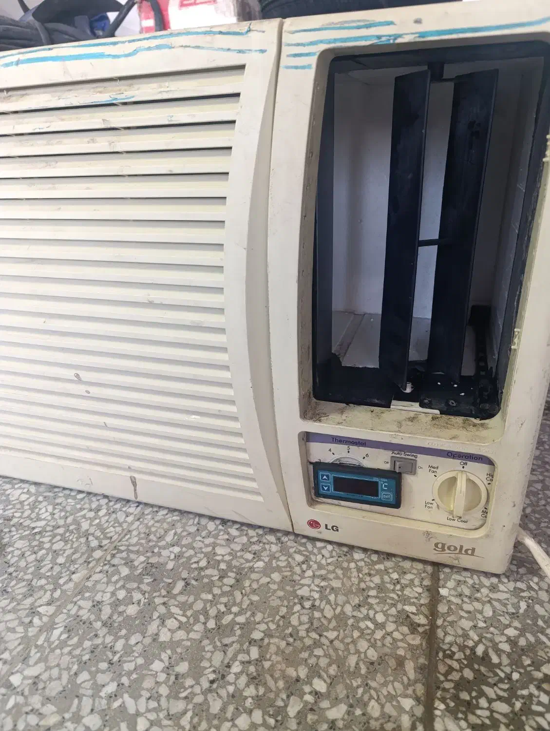 کولرگازی پشت پنجره ای LG|کولر گازی و فنکوئل|میبد, |دیوار