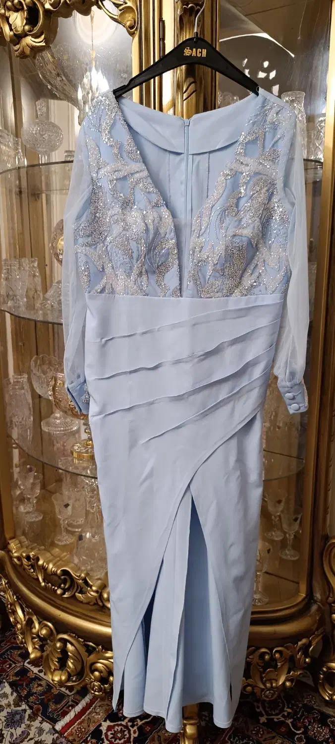 لباس مجلسی|لباس|تبریز, |دیوار