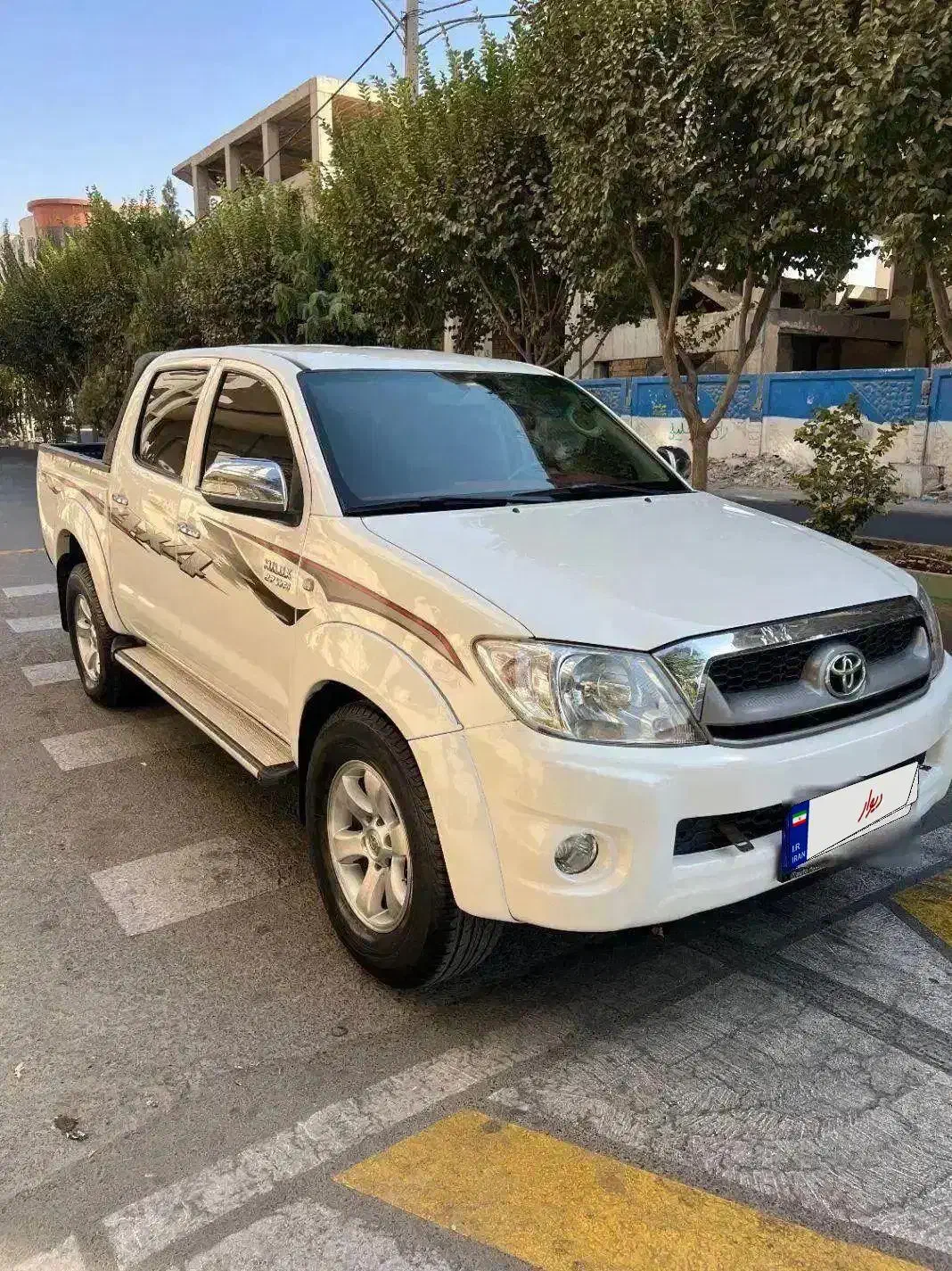 خودرو هایلوکس پا بلند دنده ای سند شخصی|خودرو سواری و وانت|تهران, نمایشگاه بین المللی|دیوار