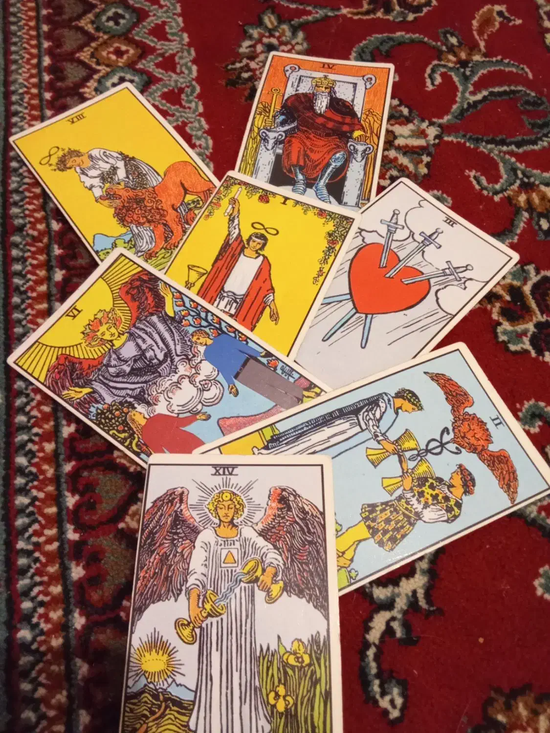 فال تاروت|خدمات پذیرایی، مراسم|کرج, عظیمیه|دیوار