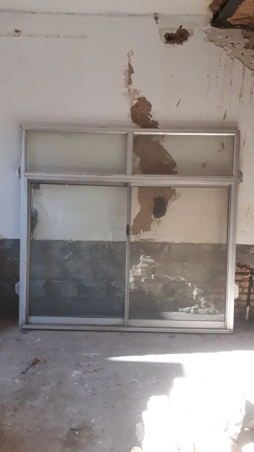 درب وپنجره آلومینیومی و آهنی و چوبی|مصالح و تجهیزات ساختمان|سبزوار, چهارراه فرودگاه|دیوار