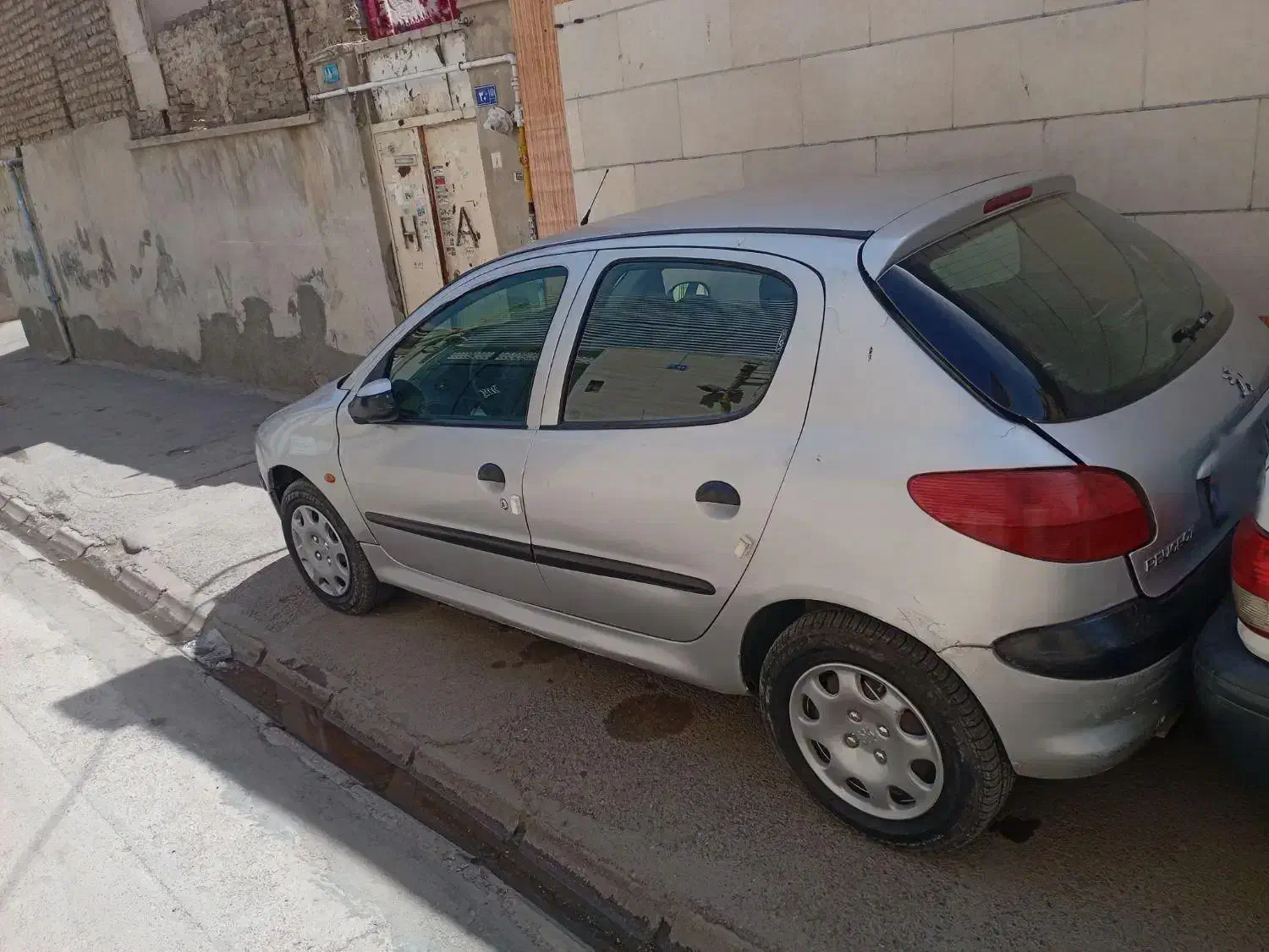 206|خودرو سواری و وانت|مشهد, بهمن|دیوار