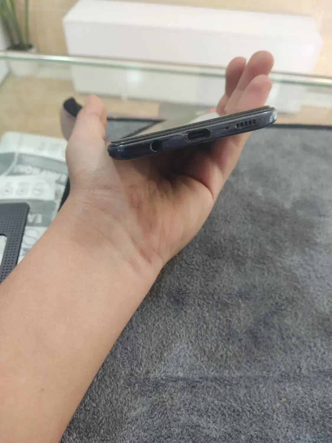 گوشی 128a51رام6|موبایل|چهارباغ, |دیوار