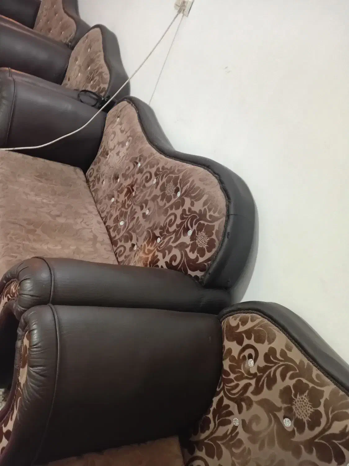 فروش فوری|مبلمان خانگی و میز عسلی|نیشابور, شهرک بسیج|دیوار