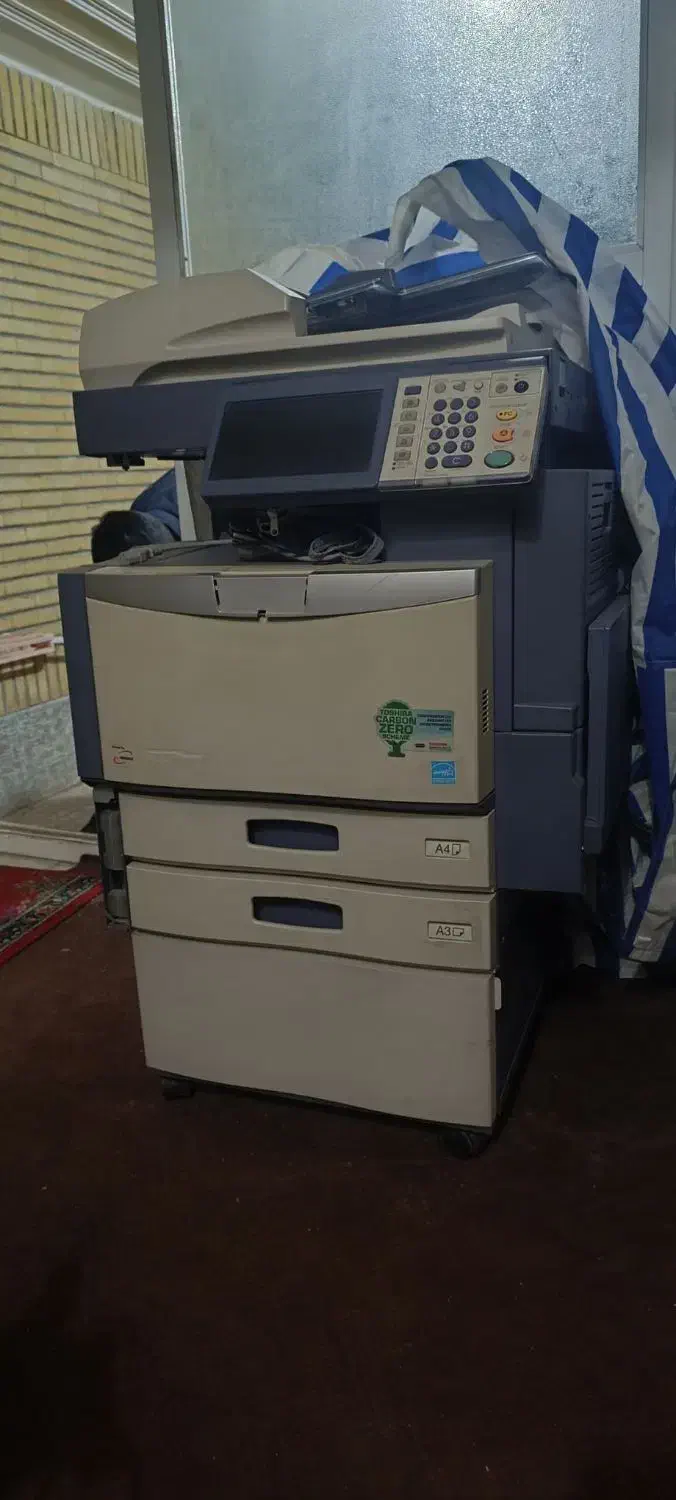 پرینتر رنگی|پرینتر، اسکنر، کپی، فکس|اصفهان, امیرعرب|دیوار