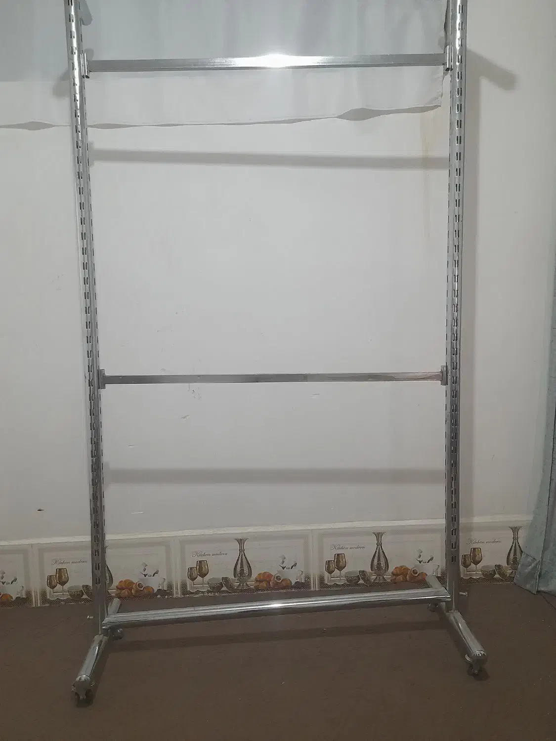 رگال لباس|بندرخت و رختآویز|زابل, |دیوار