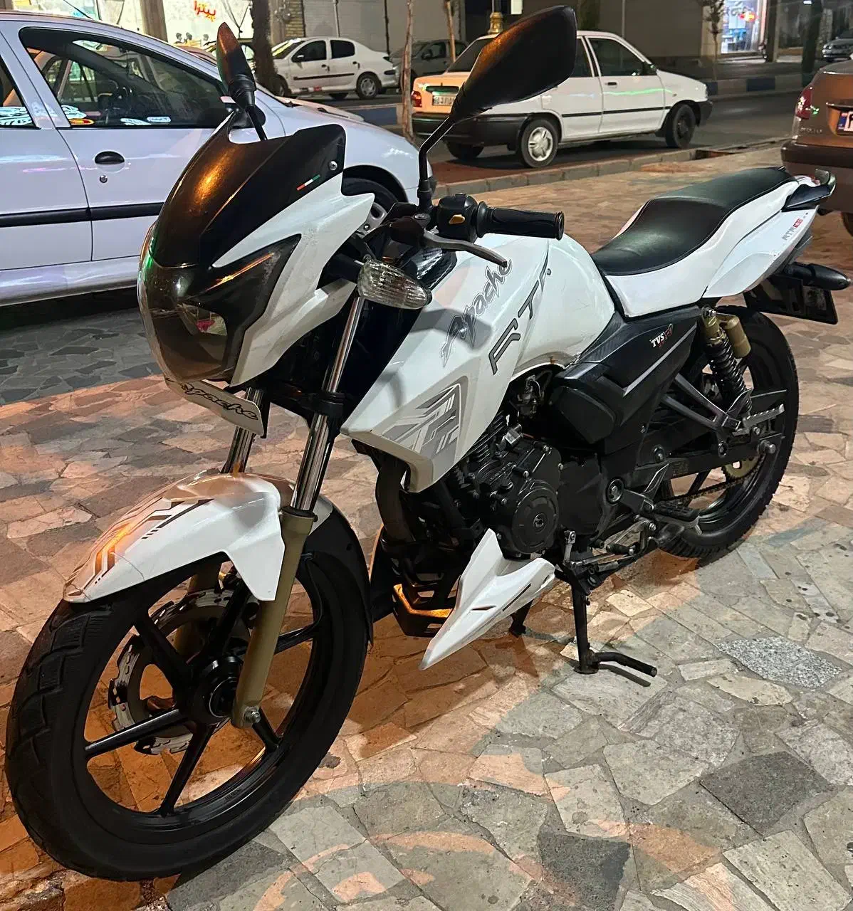 موتور آپاچی ۱۸۰ مدل ۹۲ فروش فوری|موتورسیکلت|خرمدره, |دیوار