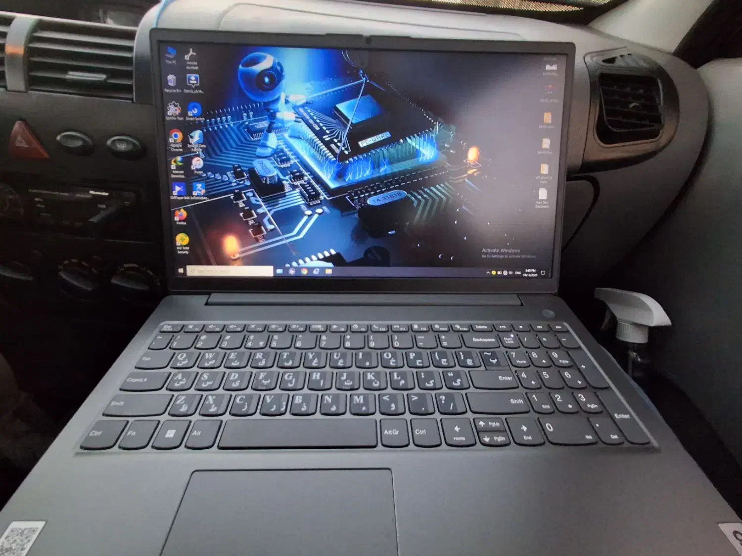 لپتاپ لنوو V15 G3 فوق العاده سالم و کم کارکرد|رایانه همراه|هشتگرد, شهرک ریحانه|دیوار