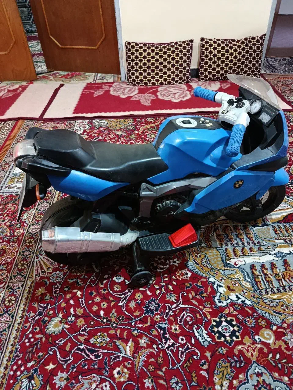 موتورشارژی|اسباب‌بازی بچه|باوی, |دیوار