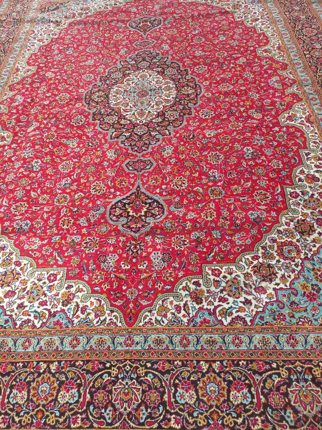 فرش ۱۲متری کاملا سالم شسته شده|فرش|اراک, |دیوار