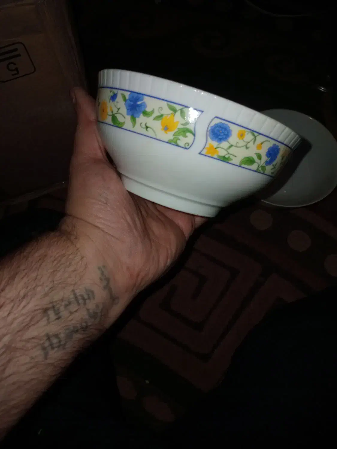 چینی و بلور اصلی بلور فرانسه و کاسه چینی ژاپنی|ظروف سرو و پذیرایی|محمدیه-قزوین, |دیوار