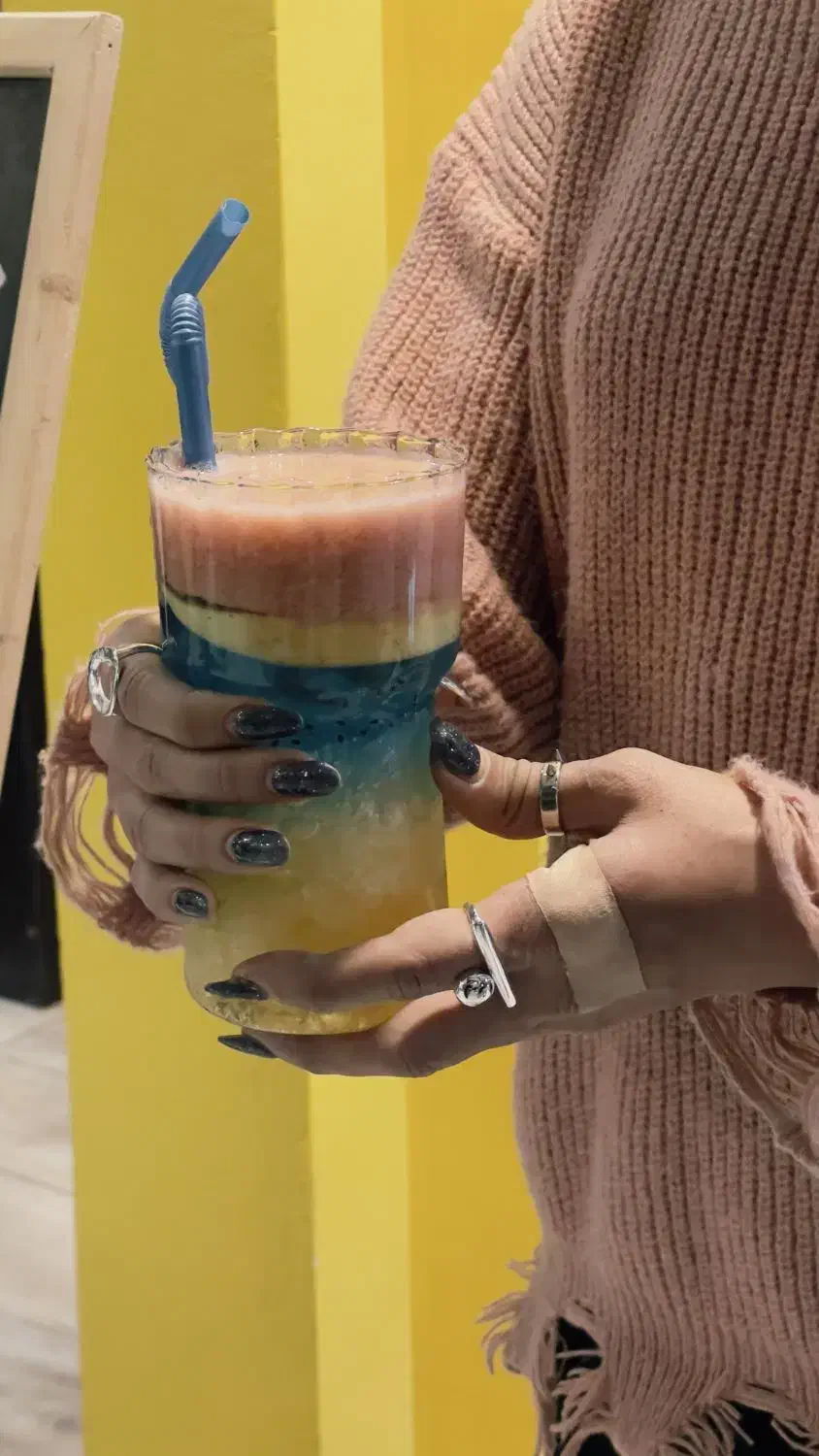 نیروی خانم برای کار در کافه|استخدام خدمات فروشگاه و رستوران|یاسوج, |دیوار