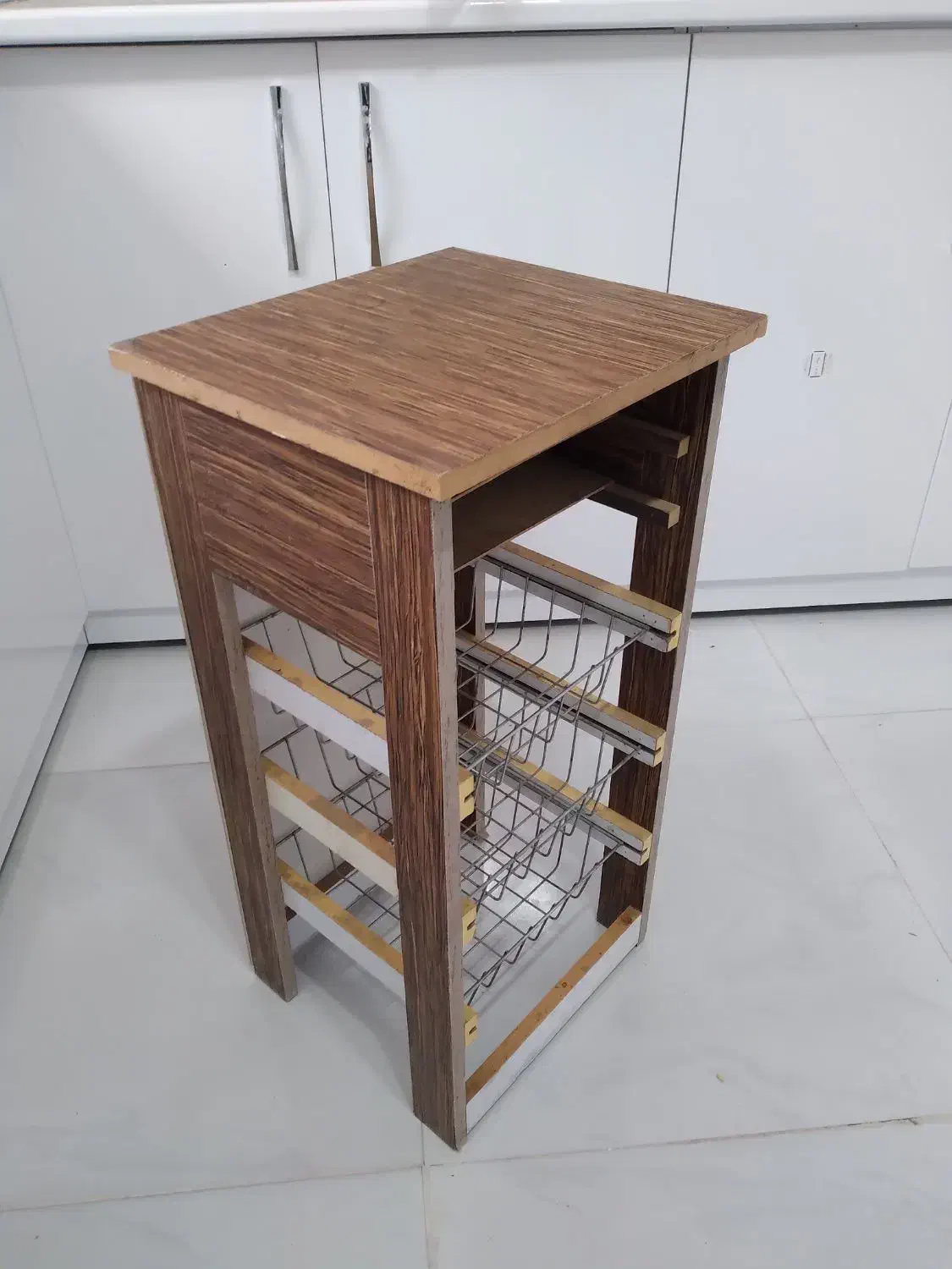 پایه قابلمه وجاسیب زمینی پیاز|آبچکان و نظمدهنده ظروف|تربتحیدریه, رضاشهر|دیوار