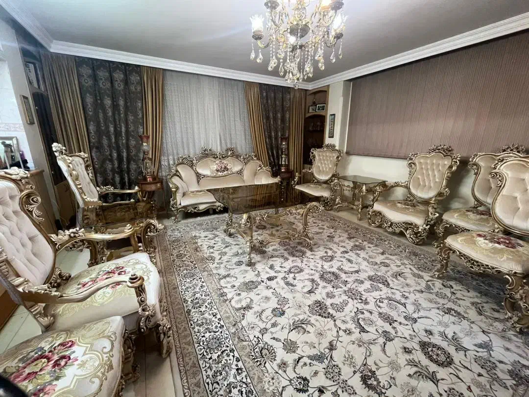 مبل در حد نو مدل مصری|مبلمان خانگی و میز عسلی|اصفهان, جلالیه|دیوار