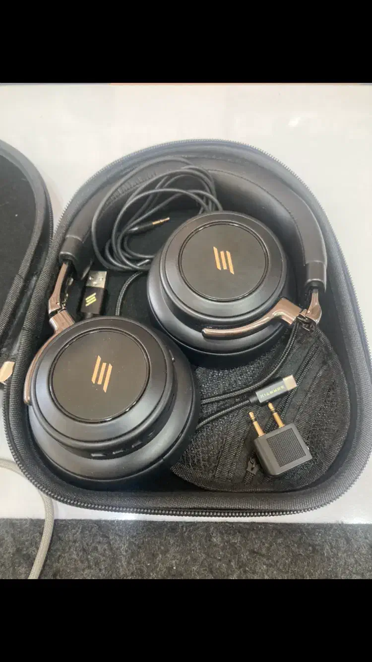 هدفون برند آلمانی|لوازم جانبی موبایل و تبلت|شیراز, ارم|دیوار