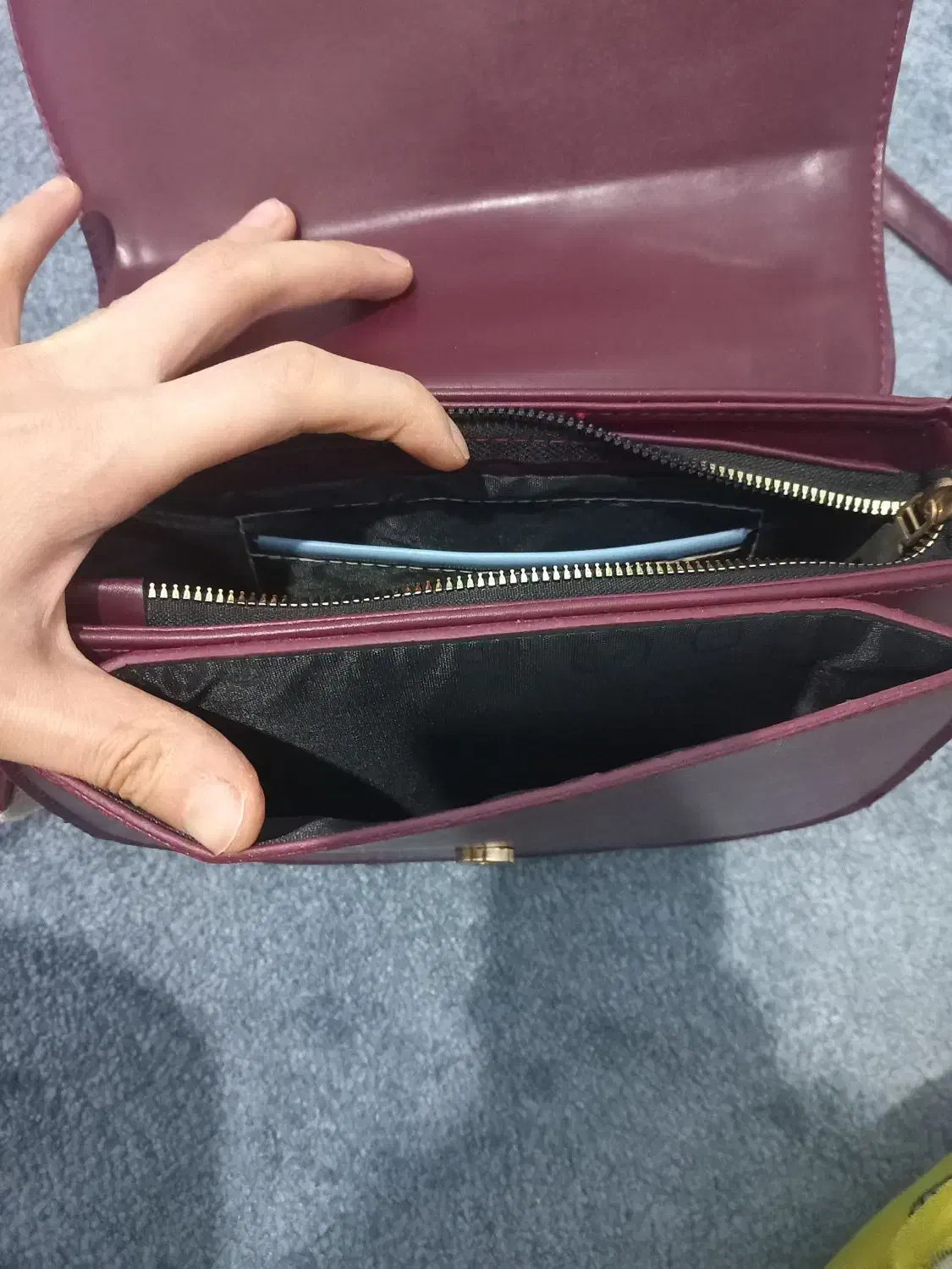 کیف زنانه|کیف، کفش، کمربند|اندیشه, شهرک صدف|دیوار