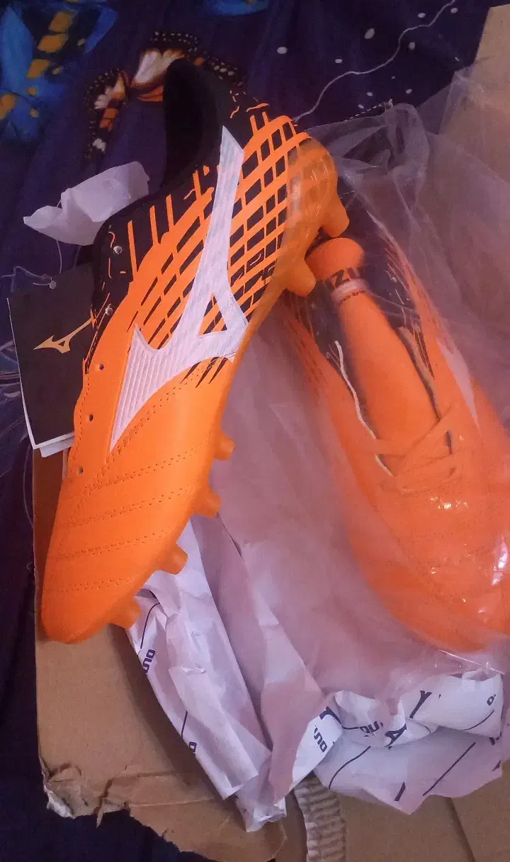 کفش میزانو استوک دار اک اک|ورزش‌های توپی|اهواز, کوی شایسته|دیوار