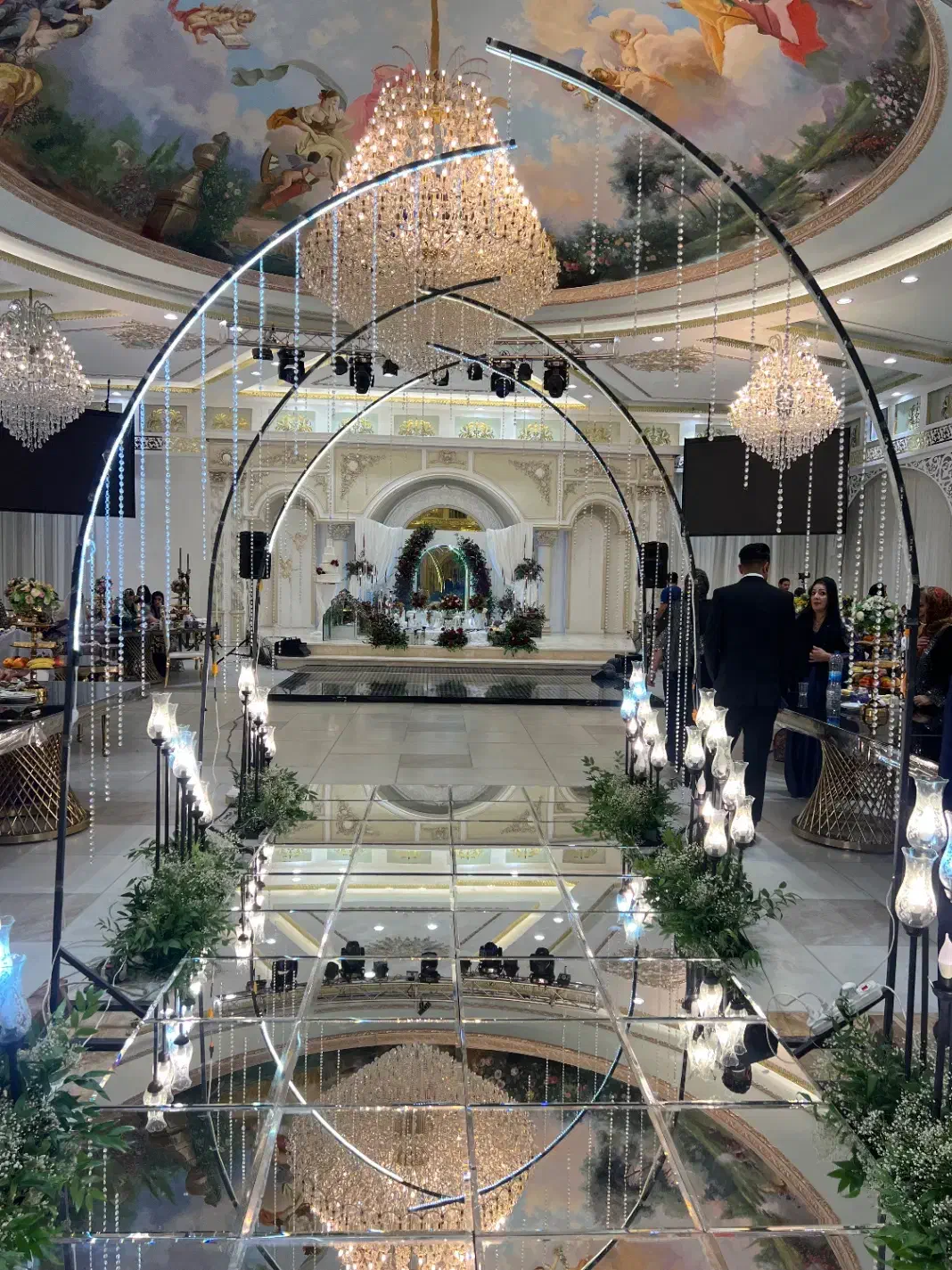 تشریفات عروسی،جایگاه گلارایی،بادکنک ارایی،سفره عقد|خدمات پذیرایی، مراسم|یزد, |دیوار