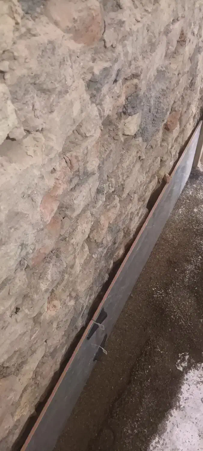 سنگ کاری کاشی کار سرامیک ایزوگام غیرگونی لکه کاری|خدمات پیشه و مهارت|قرچک, پارس سرام|دیوار