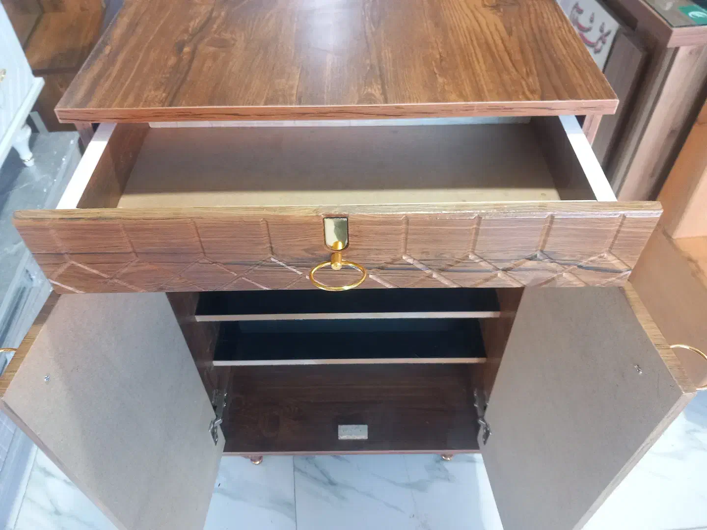 جا کفشی|جاکفشی، کمد، دراور|رباط‌کریم, الارد|دیوار