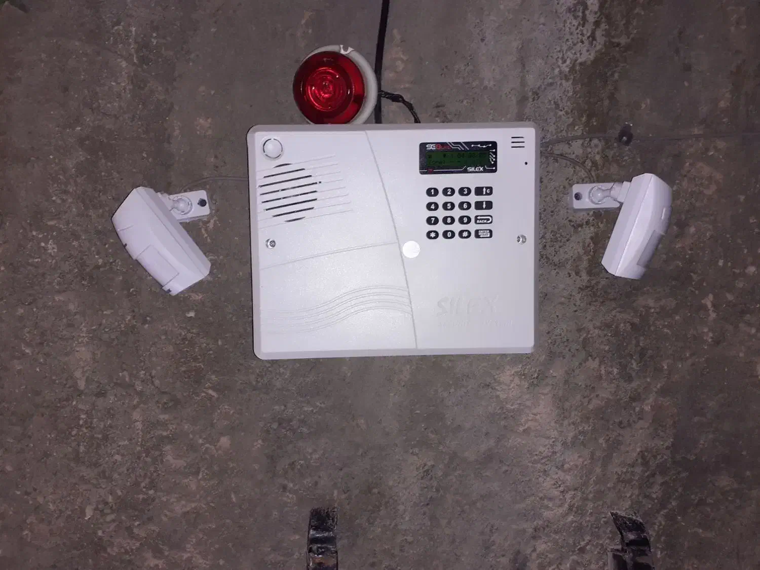 نصب دوربین مداربسته و دزدگیر|خدمات پیشه و مهارت|کرمان, |دیوار