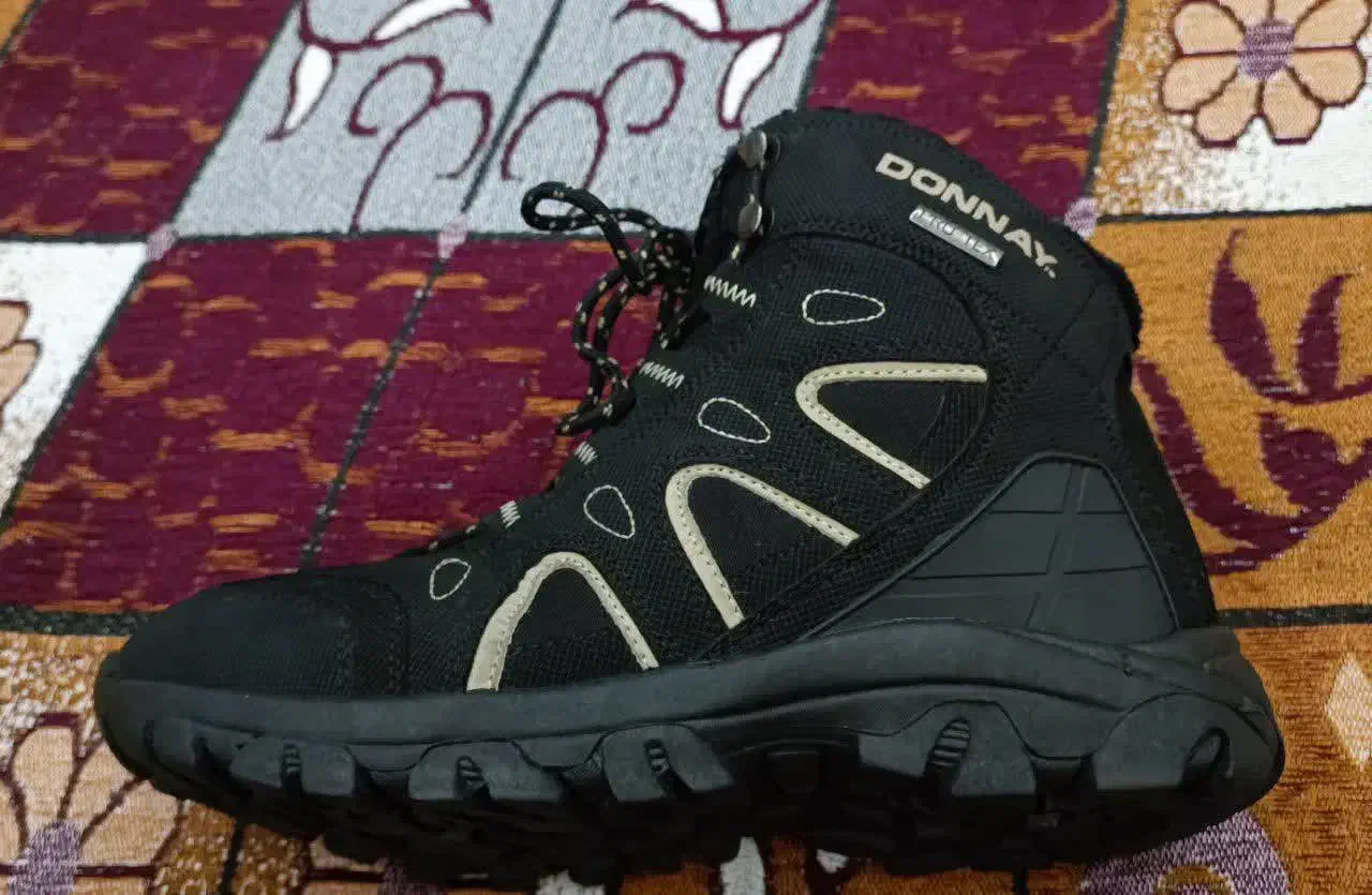 فروش و معاوضه با طوطی کفش نیم بوت نونو داخل خز|کیف، کفش، کمربند|بیرجند, |دیوار