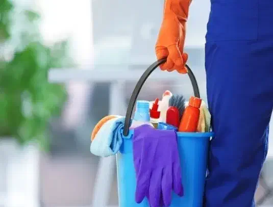 نظافتچی آقا|استخدام سرایداری و نظافت|شاهین‌شهر, شهرک صنعتی اصفهان|دیوار