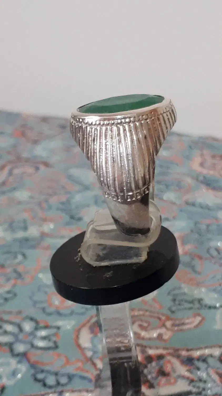 انگشتر زمرد ۵ قیراطی|جواهرات|تهران, لویزان|دیوار