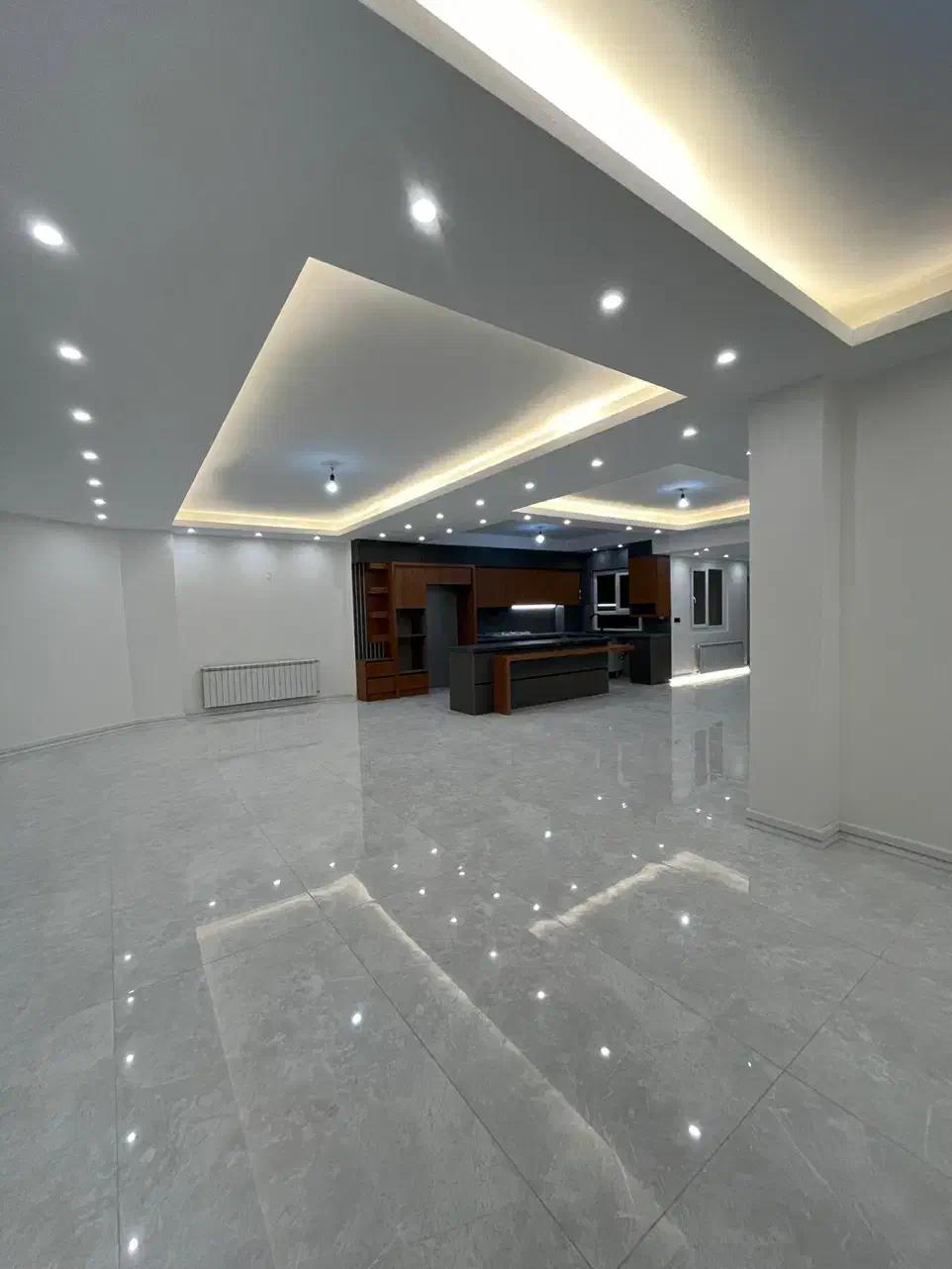 ۹۰متری اعیان نشین زوج + لابی یکقدمی پارک گفتگو|فروش آپارتمان|تهران, گیشا|دیوار