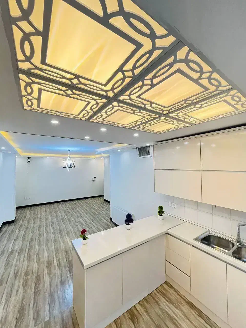 سرمایه گذاری پرسودسندتک برگ تهران/روبنمادیزاین شده|فروش آپارتمان|تهران, جوانمردان (اندیشه)|دیوار