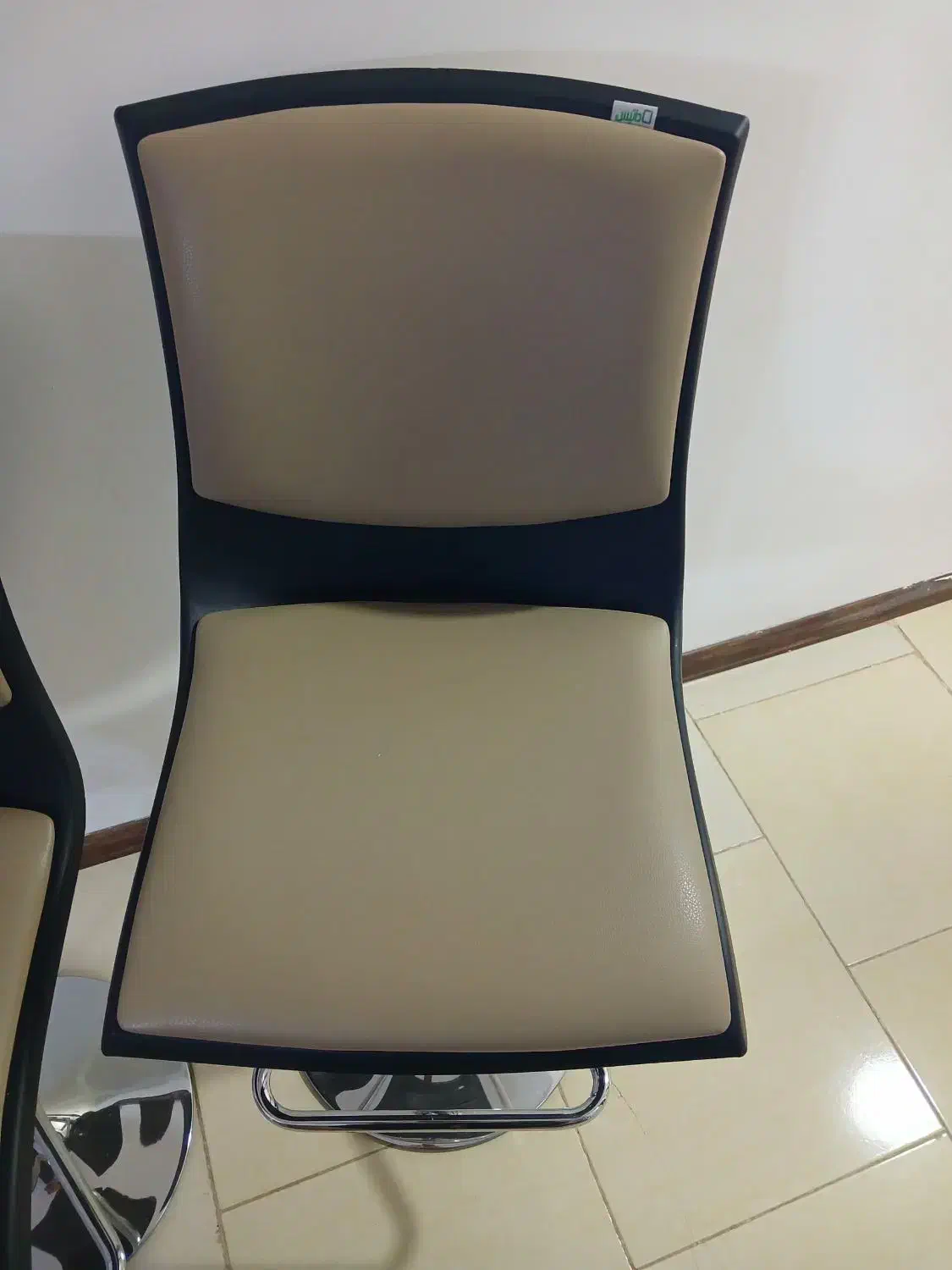 صندلی کانتر داتیس کاملا نو زیر قیمت|صندلی و نیمکت|هشتگرد, شهرک مهستان ۲|دیوار