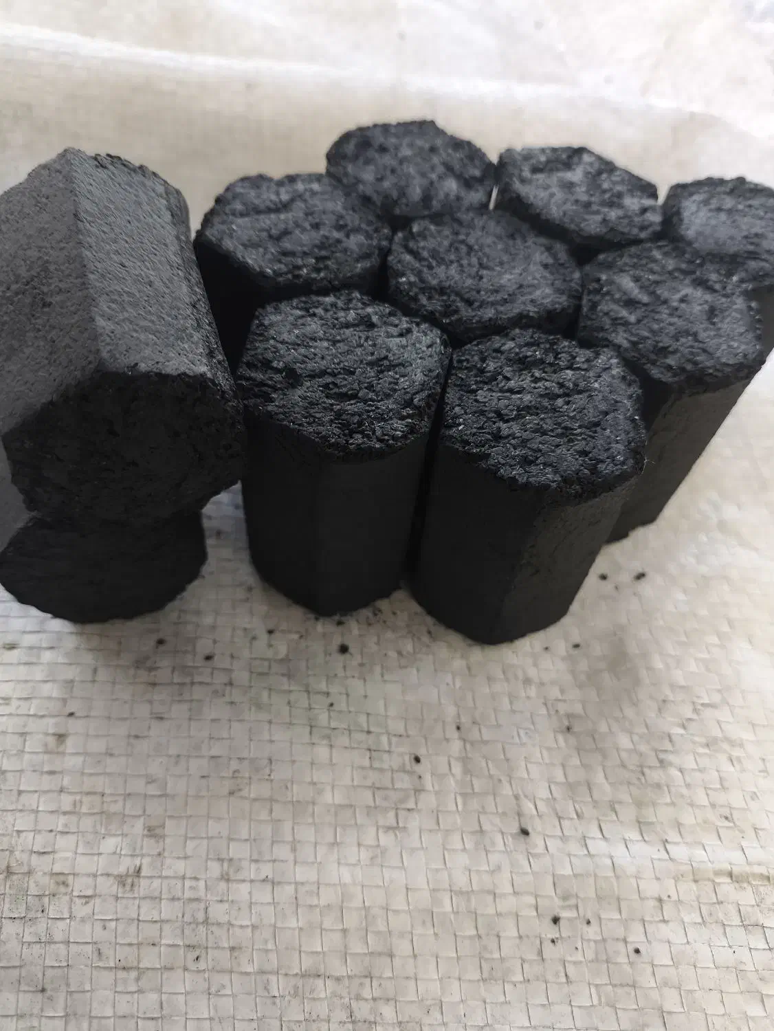 ذغال پوست پسته|عمده‌فروشی|سیرجان, |دیوار