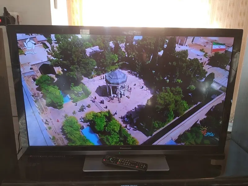LED 42Panasonic|تلویزیون و پروژکتور|شیراز, شهرک دارایی|دیوار
