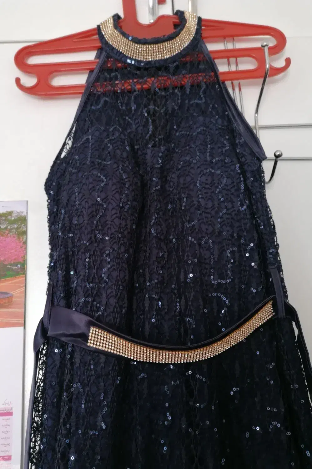 لباس مجلسی|لباس|گرگان, |دیوار