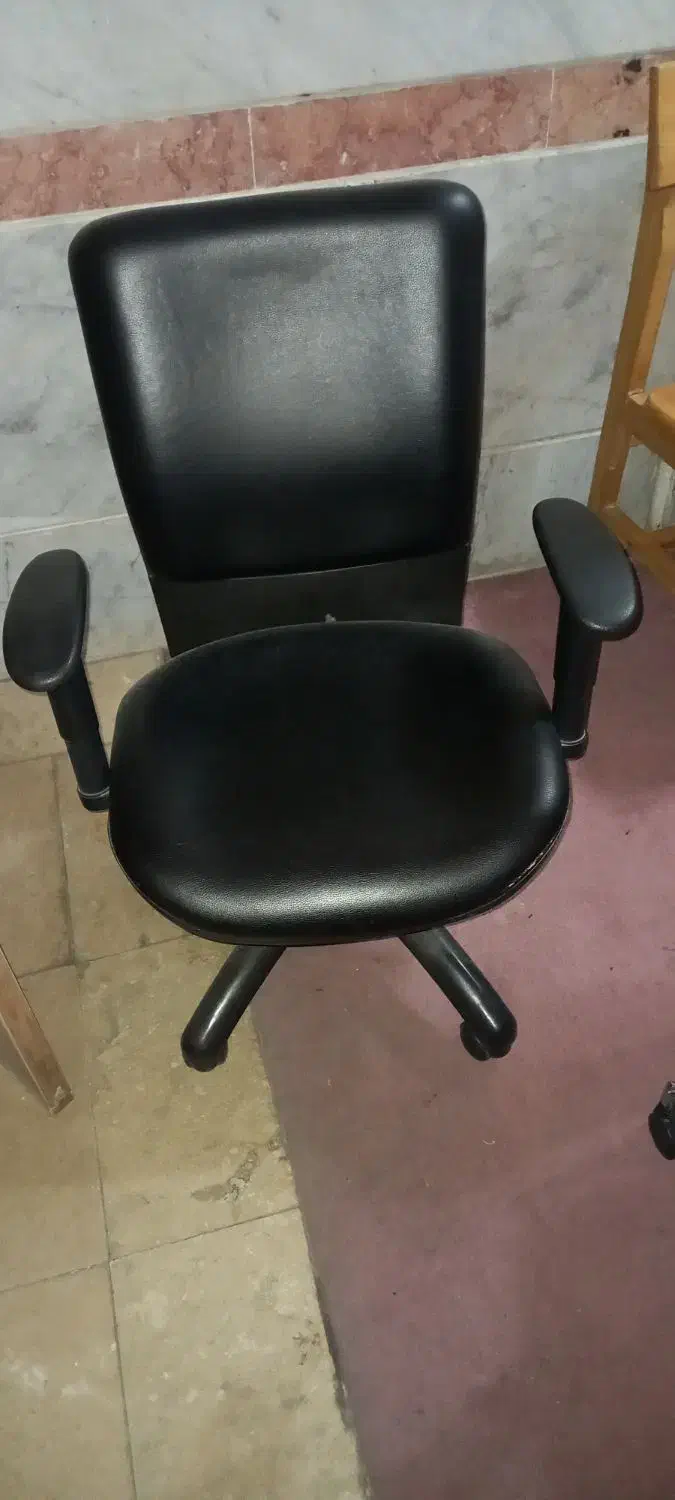 صندلی|صندلی و نیمکت|قم, انسجام|دیوار