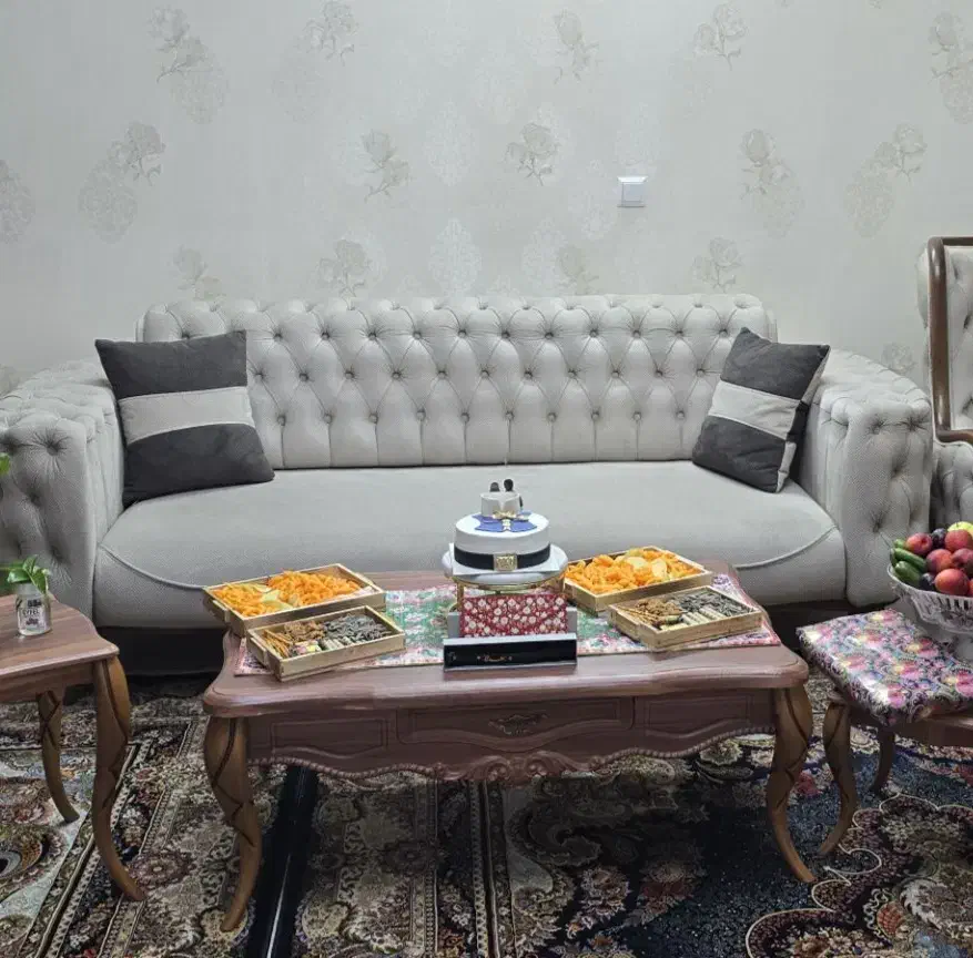 مبل چسترتمام لمسه ۸نفره|مبلمان خانگی و میز عسلی|نسیمشهر, |دیوار