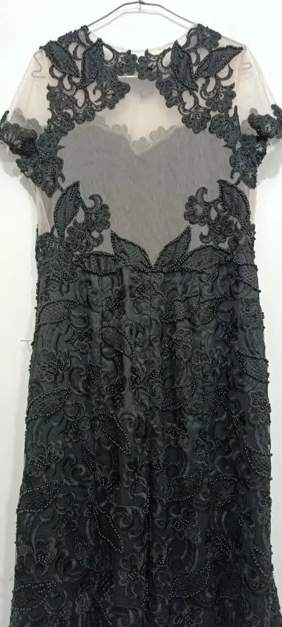 لباس مجلسی|لباس|خواف, |دیوار